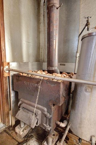 338 E Tamarack Street, Ironwood, MI 49938