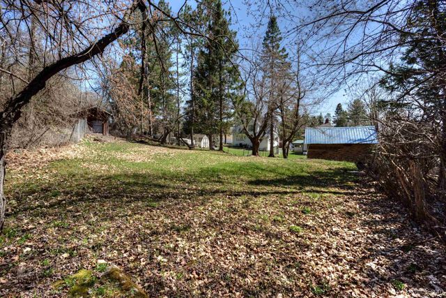 338 E Tamarack Street, Ironwood, MI 49938