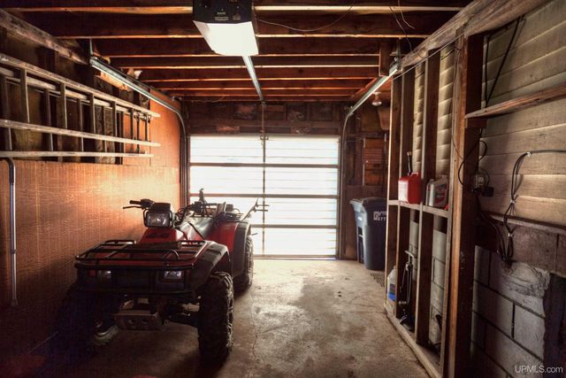 338 E Tamarack Street, Ironwood, MI 49938