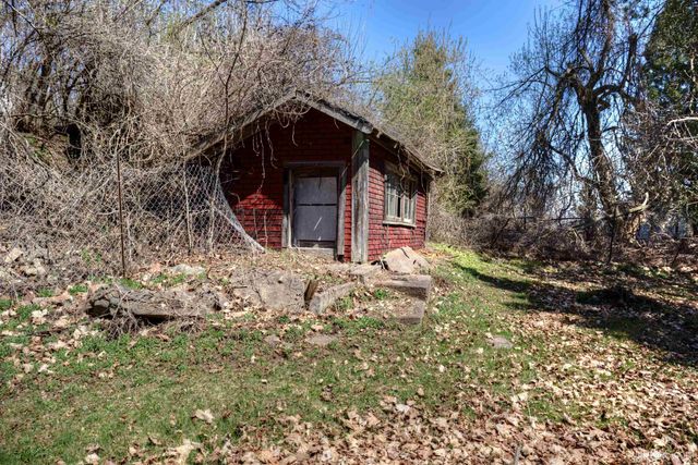 338 E Tamarack Street, Ironwood, MI 49938