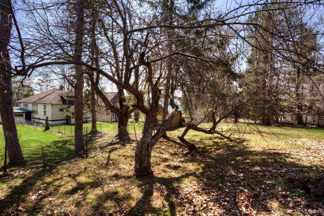 338 E Tamarack Street, Ironwood, MI 49938