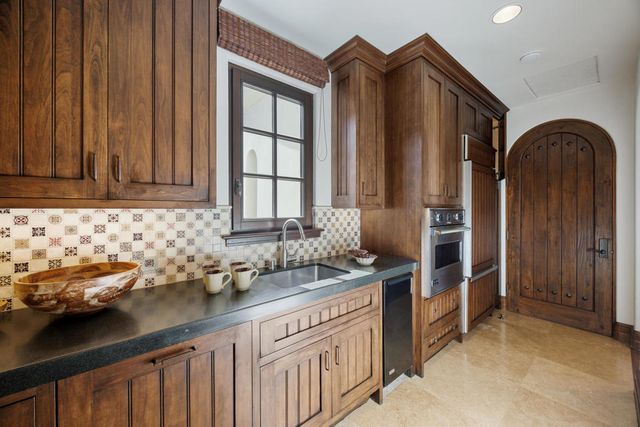 57175 Peninsula Lane, La Quinta, CA 92253