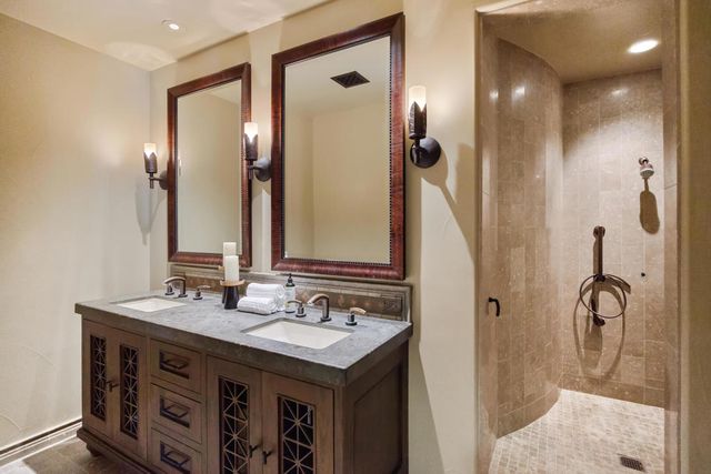 57175 Peninsula Lane, La Quinta, CA 92253