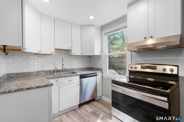 224 Melville Drive 224, Fairfield, CT 06825