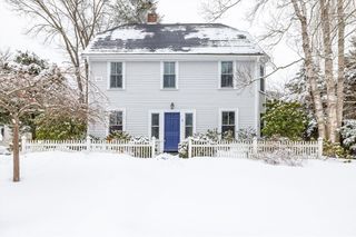 3 Midland Rd, Wellesley, MA 02482