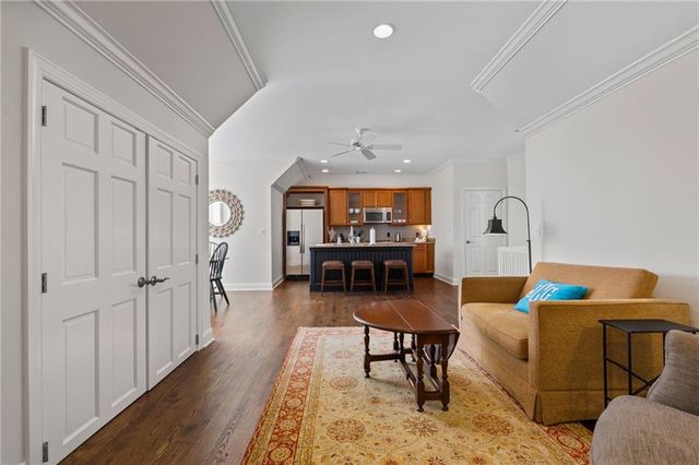 517 Gramercy Drive NE, Marietta, GA 30068