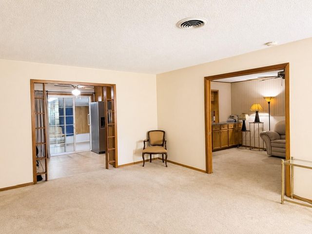 18 Hickory Court, Richwood, TX 77531