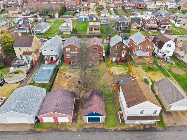 228 W Marigold St, Munhall, PA 15120