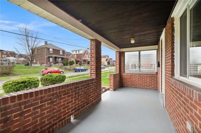 228 W Marigold St, Munhall, PA 15120