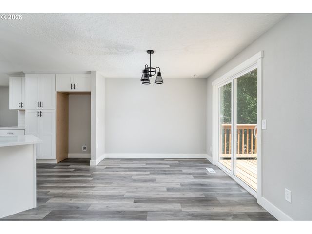 4010 Sw 13TH Ct, Gresham, OR 97080