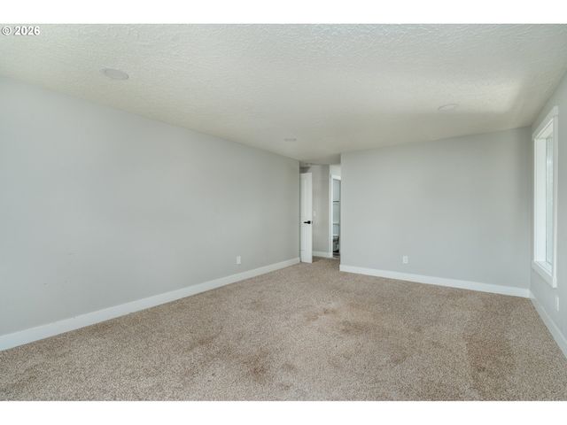 4010 Sw 13TH Ct, Gresham, OR 97080