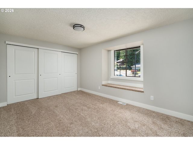 4010 Sw 13TH Ct, Gresham, OR 97080