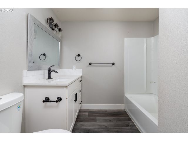 4010 Sw 13TH Ct, Gresham, OR 97080