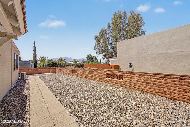 1531 S San Carla, Green Valley, AZ 85614