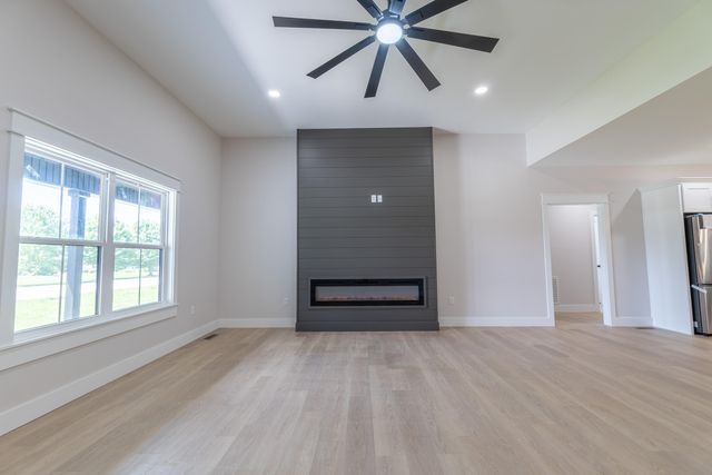 118 Runway Boulevard, Somerset, KY 42503