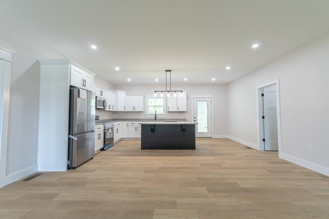 118 Runway Boulevard, Somerset, KY 42503