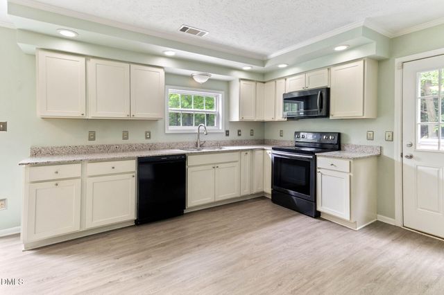 610 Forrest Drive, Reidsville, NC 27320