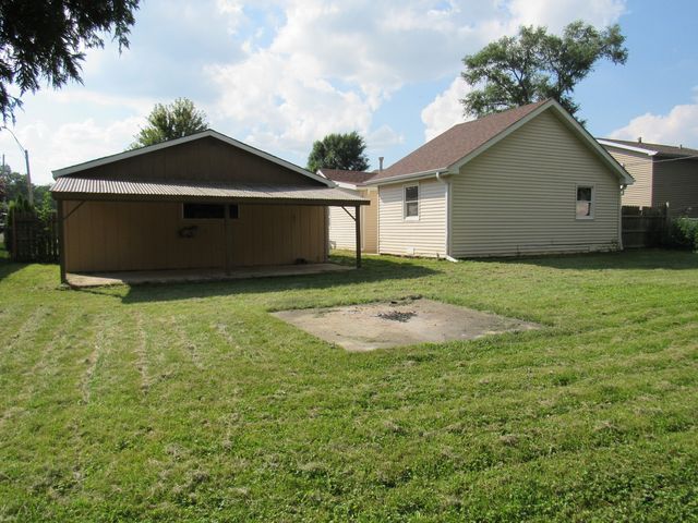 1613 Juneway Terrace, Round Lake Beach, IL 60073