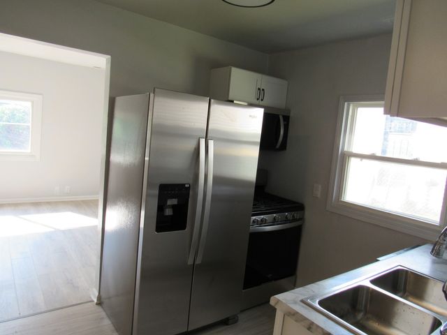 1613 Juneway Terrace, Round Lake Beach, IL 60073