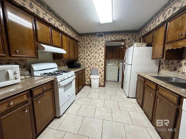 6533 Cedar Bend Court A, Mobile, AL 36608