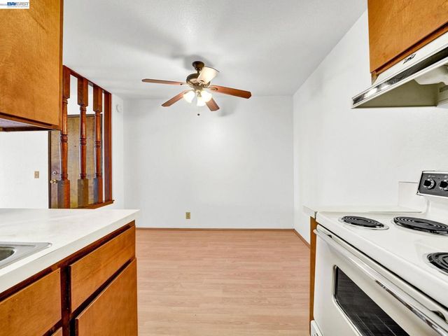 26088 Kay Ave 205, Hayward, CA 94545