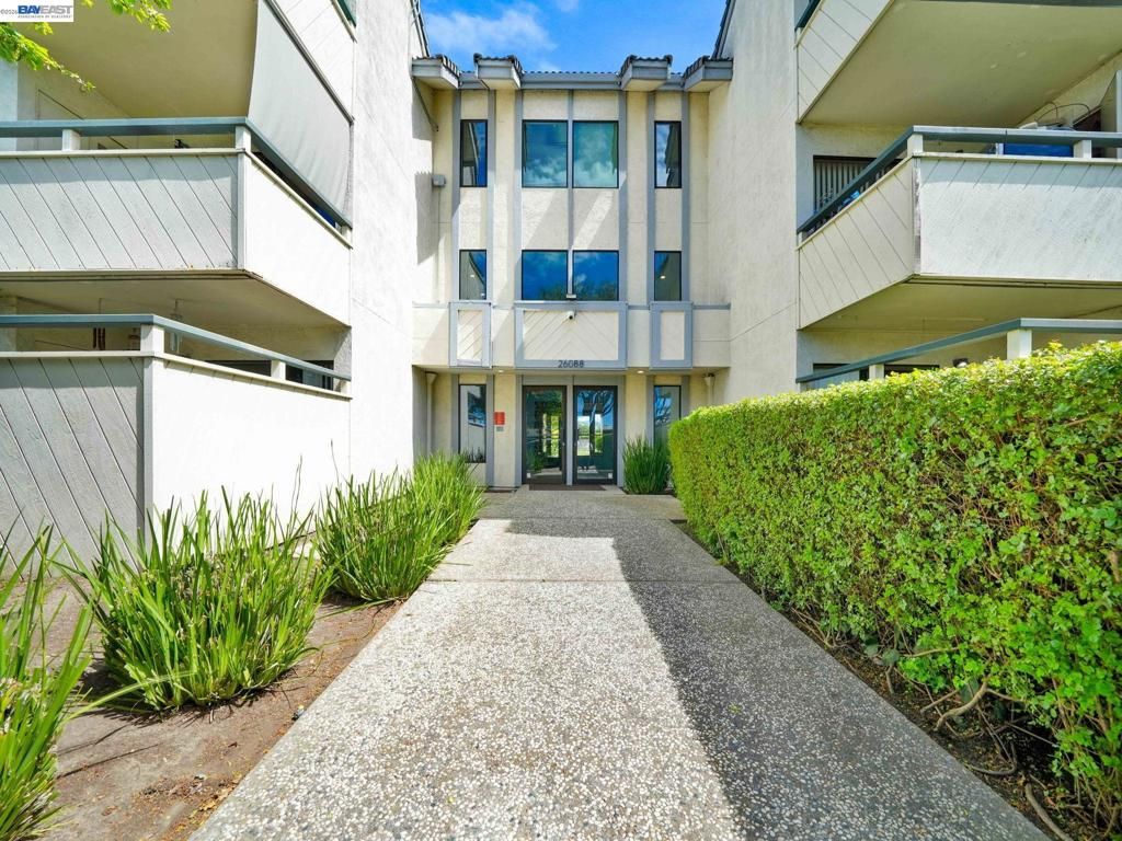 26088 Kay Ave 205, Hayward, CA 94545