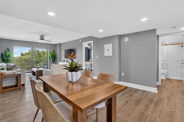 7050 SUNSET DRIVE S 211, South Pasadena, FL 33707