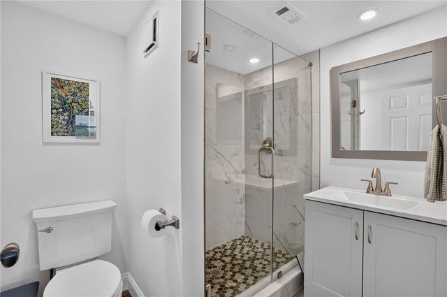 7050 SUNSET DRIVE S 211, South Pasadena, FL 33707
