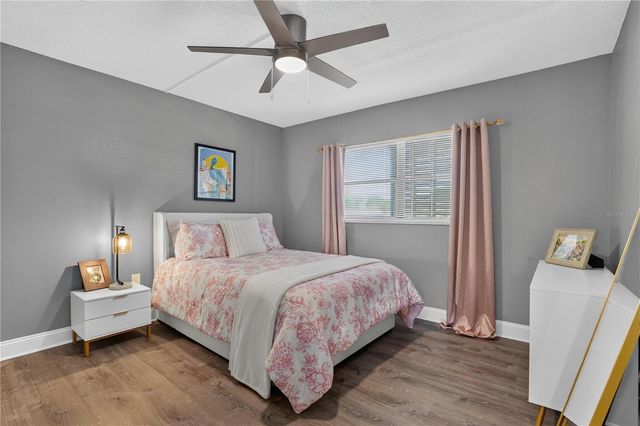 7050 SUNSET DRIVE S 211, South Pasadena, FL 33707