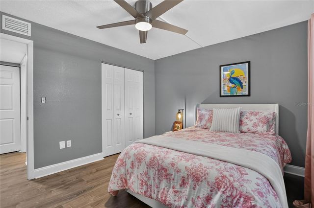 7050 SUNSET DRIVE S 211, South Pasadena, FL 33707