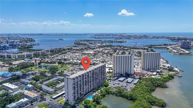 7050 SUNSET DRIVE S 211, South Pasadena, FL 33707