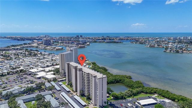 7050 SUNSET DRIVE S 211, South Pasadena, FL 33707