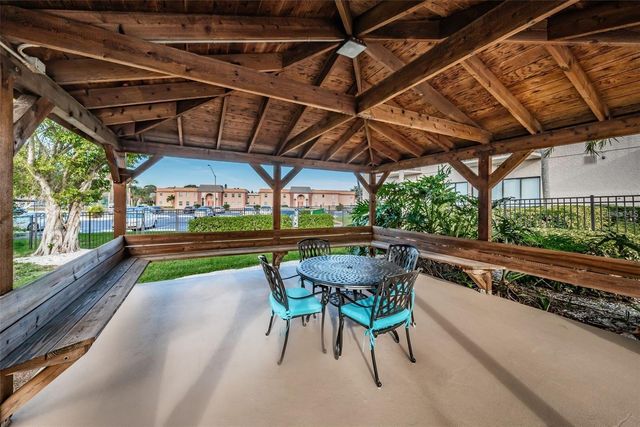 7050 SUNSET DRIVE S 211, South Pasadena, FL 33707