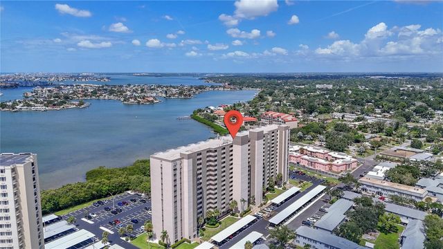 7050 SUNSET DRIVE S 211, South Pasadena, FL 33707