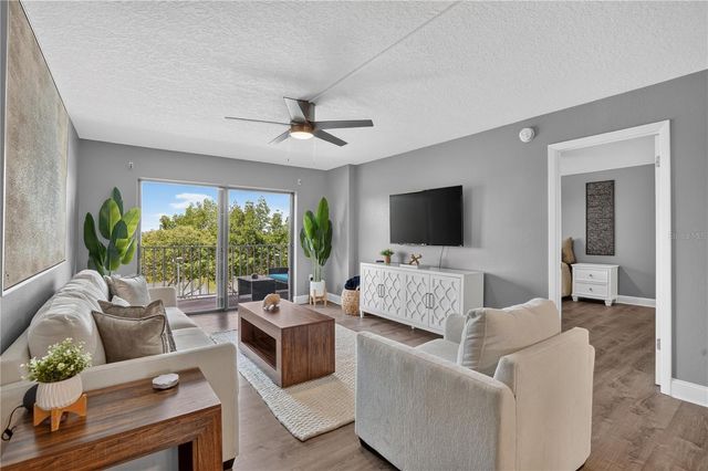 7050 SUNSET DRIVE S 211, South Pasadena, FL 33707