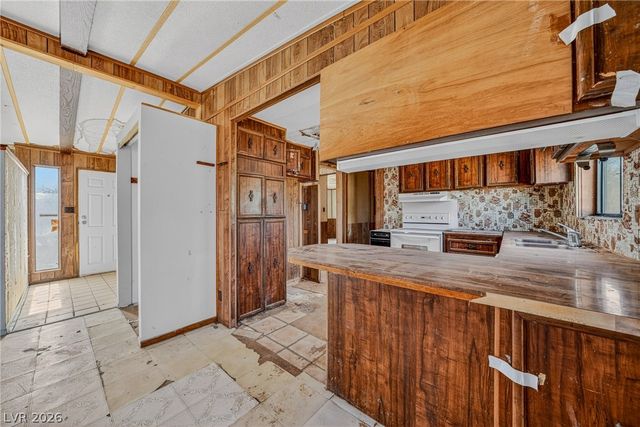7921 Wildhorse Road, Pahrump, NV 89061