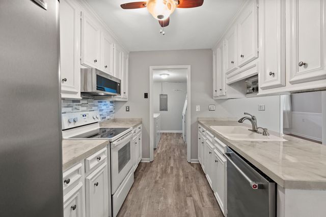 717 Williamson Drive, Mount Pleasant, SC 29464