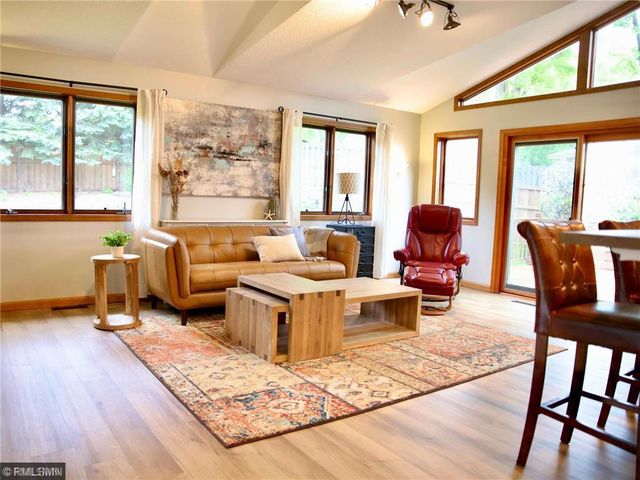 8758 Dallas Lane N, Maple Grove, MN 55369