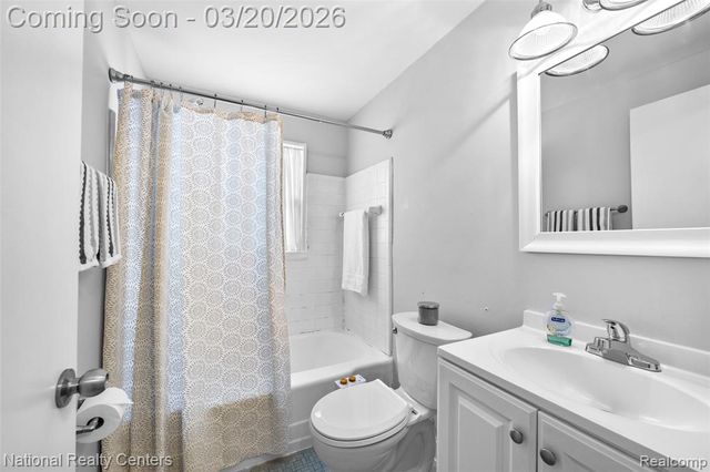 3352 Coolidge Highway 11, Royal Oak, MI 48073