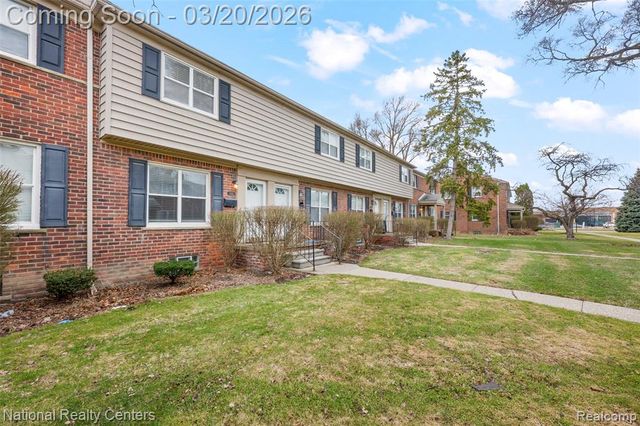 3352 Coolidge Highway 11, Royal Oak, MI 48073