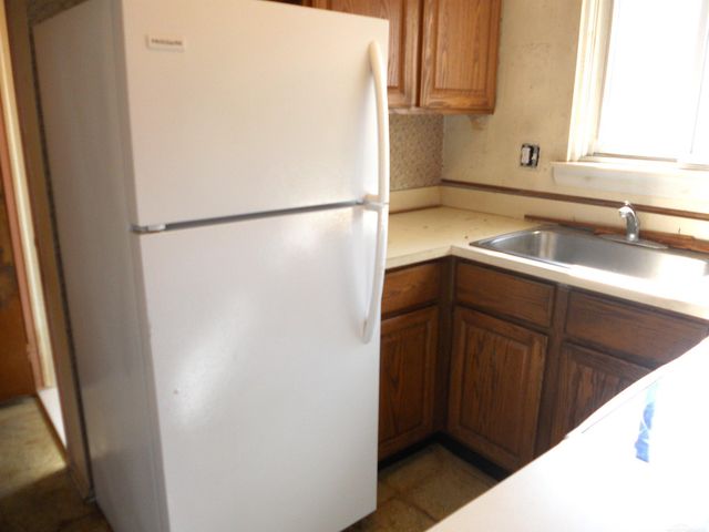 27609 Evelyn Avenue, Warren, MI 48093