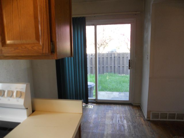 27609 Evelyn Avenue, Warren, MI 48093