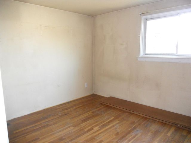 27609 Evelyn Avenue, Warren, MI 48093