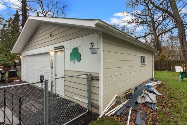 2313 Haerle AVENUE, Twin Lakes, WI 53181