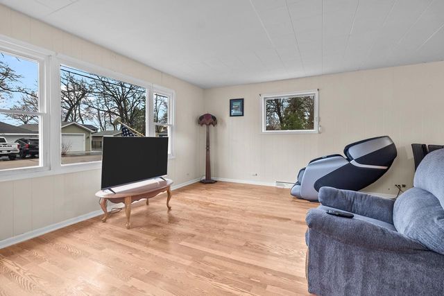 2313 Haerle AVENUE, Twin Lakes, WI 53181