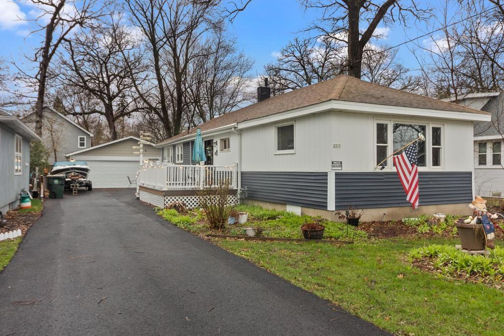 2313 Haerle AVENUE, Twin Lakes, WI 53181