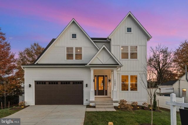 7505 MAGARITY RD, Falls Church, VA 22043