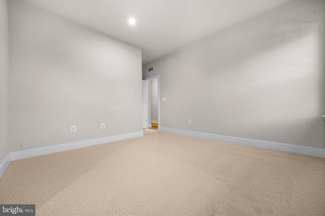 7505 MAGARITY RD, Falls Church, VA 22043