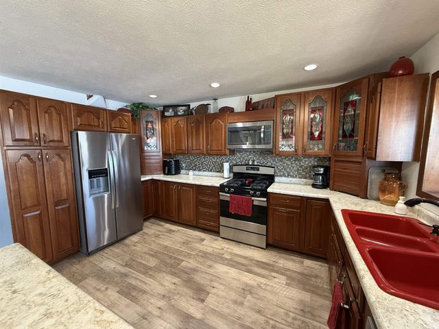 52 EMS B40 Ln, Leesburg, IN 46538