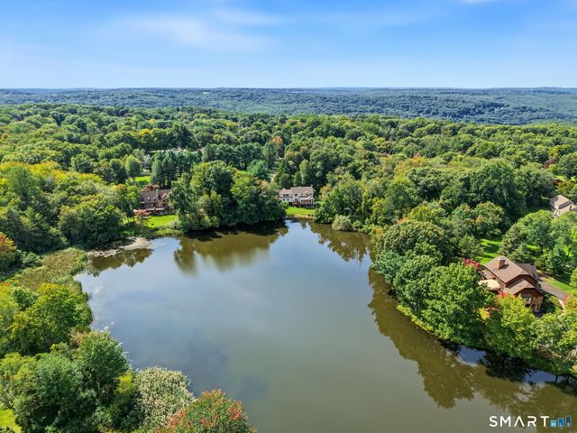 94 Tomlinson Road, Seymour, CT 06483